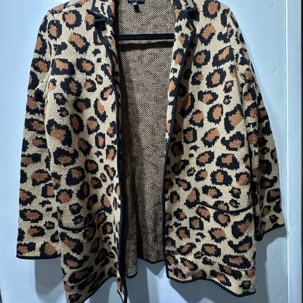 Talbots sz small Leopard Print Women's cardigan